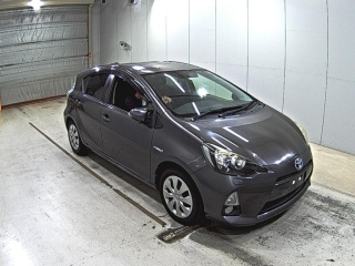 TOYOTA AQUA 2014