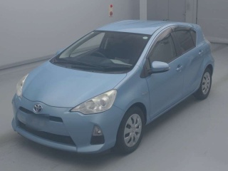 TOYOTA AQUA 2013