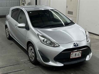 TOYOTA AQUA 2018