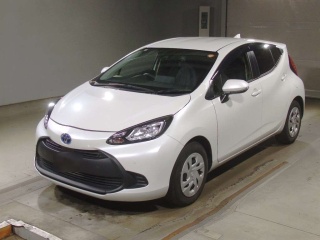 TOYOTA AQUA 2022