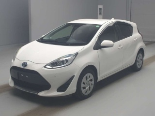 TOYOTA AQUA 2020