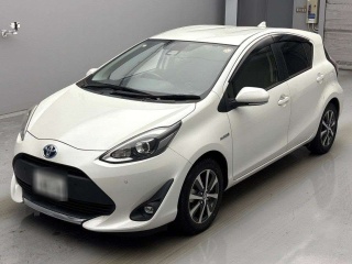TOYOTA AQUA 2020