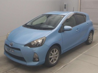 TOYOTA AQUA 2013