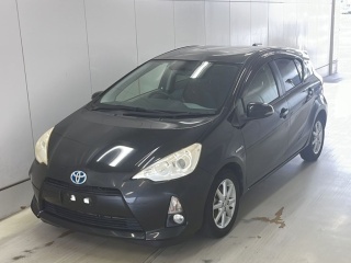 TOYOTA AQUA 2012