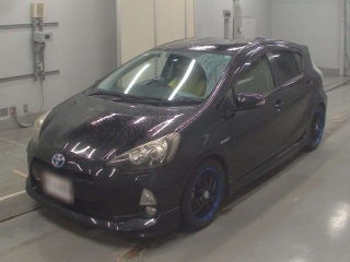 TOYOTA AQUA 2012