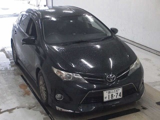 TOYOTA AURIS 2012