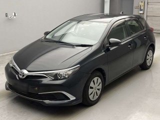 TOYOTA AURIS 2017
