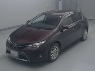 TOYOTA AURIS 2015