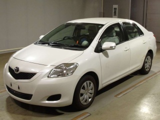 TOYOTA BELTA 2010