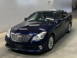TOYOTA CROWN 2011