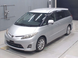 TOYOTA ESTIMA 2010