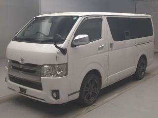 TOYOTA HIACE VAN 2015