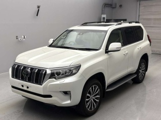 TOYOTA LAND CRUISER PRADO 2020