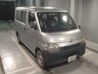 TOYOTA LITE ACE VAN 2011