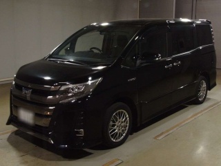 TOYOTA NOAH 2020