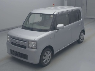 TOYOTA PIXIS SPACE 2013