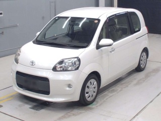 TOYOTA PORTE 2016