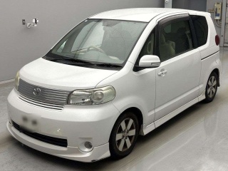 TOYOTA PORTE 2008