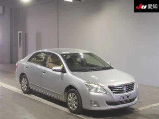 TOYOTA PREMIO 2013