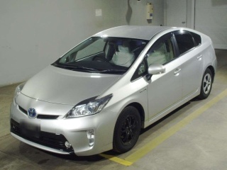 TOYOTA PRIUS 2013