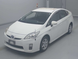 TOYOTA PRIUS 2011