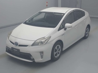 TOYOTA PRIUS 2013