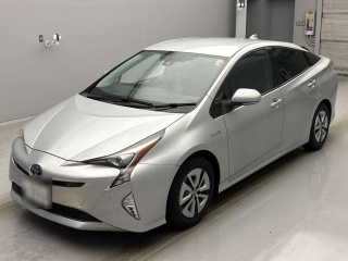 TOYOTA PRIUS 2017