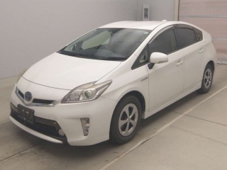 TOYOTA PRIUS 2013