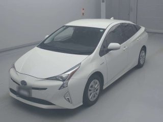 TOYOTA PRIUS 2017