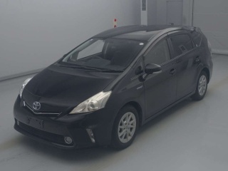 TOYOTA PRIUS ALPHA 2012