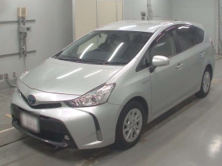 TOYOTA PRIUS ALPHA 2020