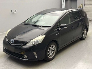 TOYOTA PRIUS ALPHA 2012