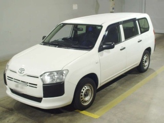 TOYOTA PROBOX 2017