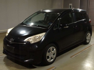 TOYOTA RACTIS 2012