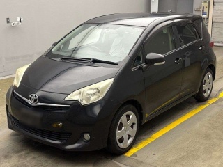 TOYOTA RACTIS 2012