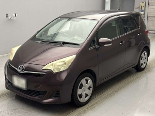TOYOTA RACTIS 2011