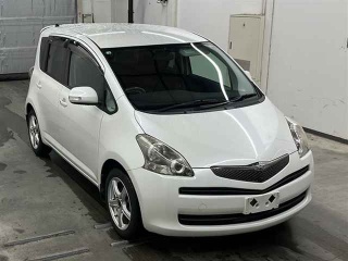TOYOTA RACTIS 2010