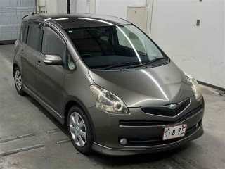 TOYOTA RACTIS 2010