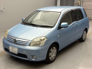 TOYOTA RAUM 2008