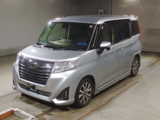 TOYOTA ROOMY 2018