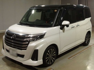 TOYOTA ROOMY 2022