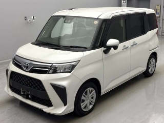 TOYOTA ROOMY 2023