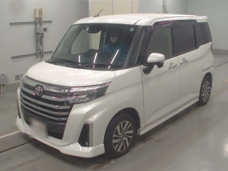 TOYOTA ROOMY 2023
