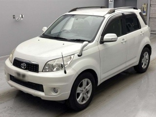 TOYOTA RUSH 2014