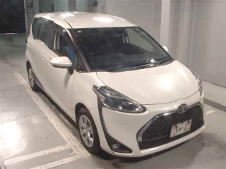 TOYOTA SIENTA 2018