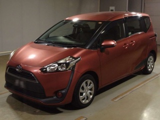 TOYOTA SIENTA 2017
