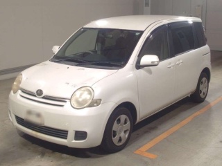 TOYOTA SIENTA 2009