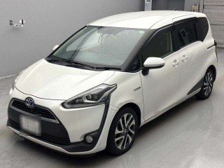 TOYOTA SIENTA 2015