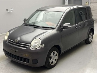 TOYOTA SIENTA 2009