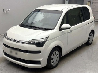 TOYOTA SPADE 2016